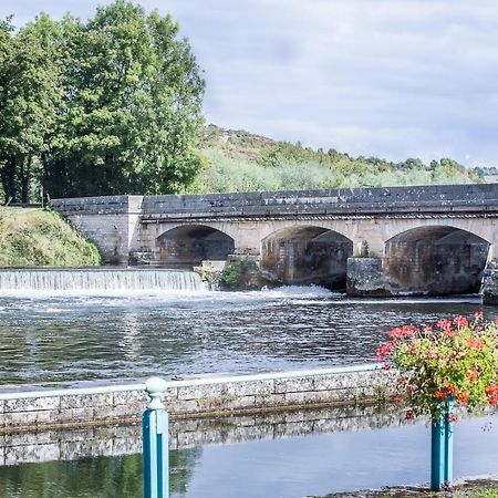 Bed and Breakfast Entre Canal Et Vignes Эсколив-Сент-Камиль Экстерьер фото