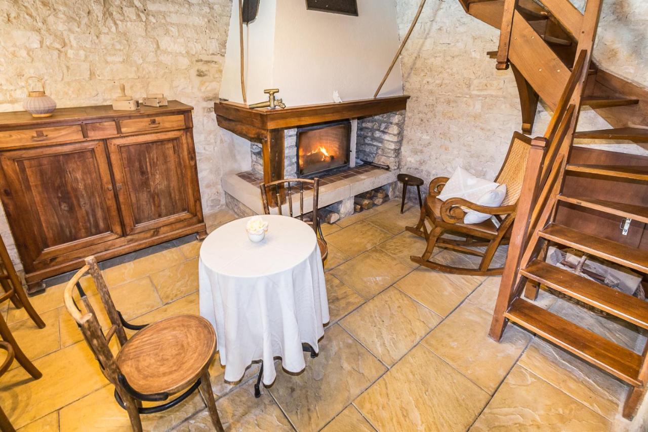 Bed and Breakfast Entre Canal Et Vignes Эсколив-Сент-Камиль Экстерьер фото